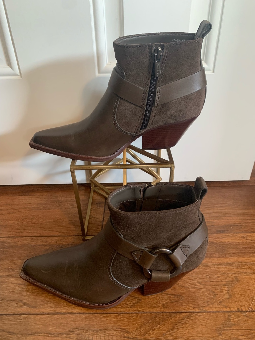 Vince Camuto western low boot
